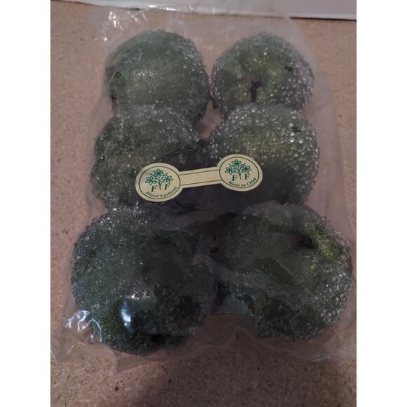Set of 6 Decorative Glittery Floral Fashions Green Apples - Picture 1 of 3